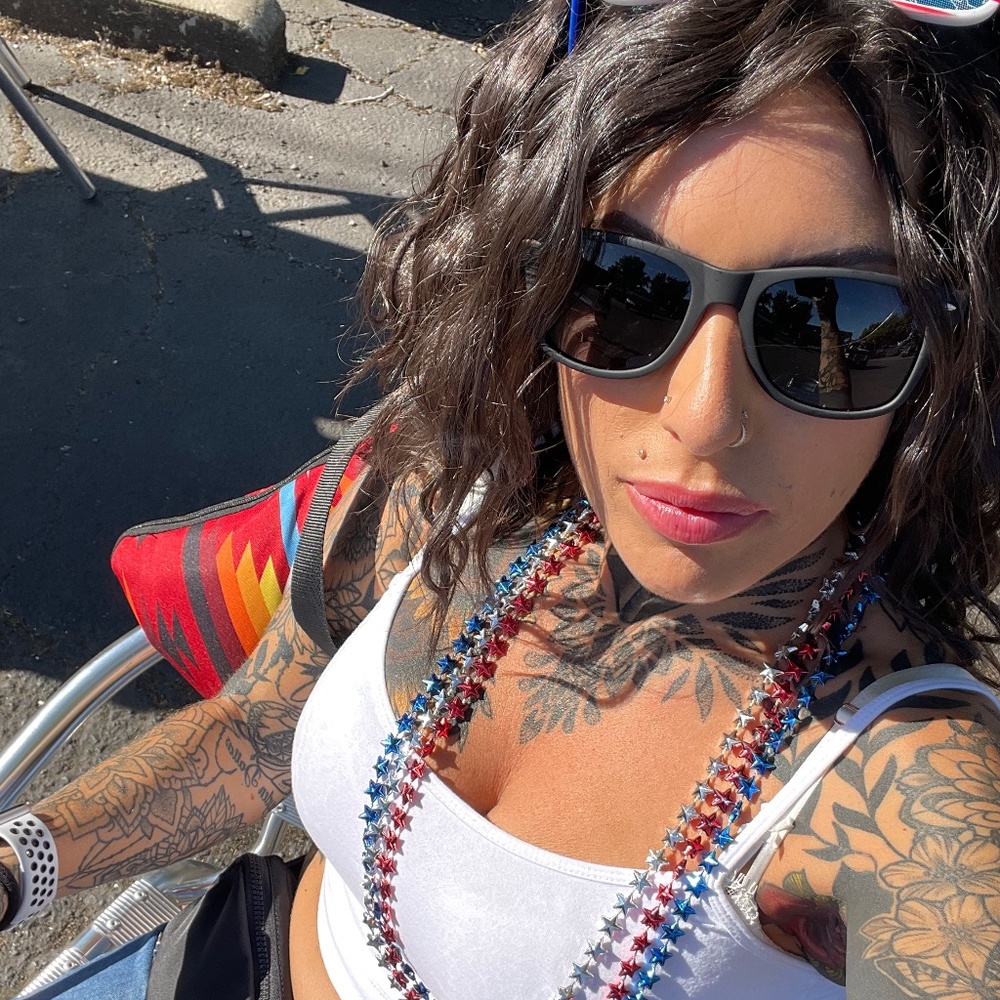 Meet your Posher, Andrea